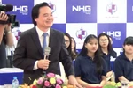 Người Việt mở trường quốc tế cho trò Việt, tại sao không?