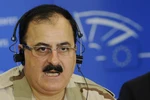 Chỉ huy trưởng phiến quân Syria thị sát chiến trường trên quê Assad