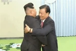Đa Chiều: Kim Jong-un vỗ mặt, Trung Nam Hải vẫn ngậm bồ hòn