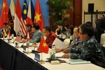  Nhân Dân nhật báo TQ đổ lỗi cho Philippines kiếm cớ thoái thác COC