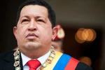 Phe đối lập Venezuela gỡ hình Chavez, quân đội thề bảo vệ Tổng thống đến cùng