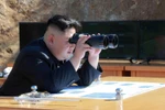 Bình Nhưỡng đòi Mỹ quỳ xuống xin lỗi, Donald Trump úp mở khả năng chiến tranh