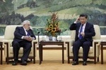 Henry Kissinger có giúp được Tập Cận Bình chống đòn trừng phạt của Donald Trump?