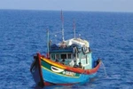  THX: Tàu hải quân Trung Quốc chỉ "bắn chỉ thiên" tàu cá Việt Nam!?