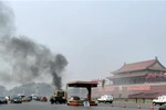 TQ truy tìm 2 kẻ tình nghi từ Tân Cương đứng sau vụ nổ ở Thiên An Môn