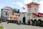 TP.Hồ Chí Minh trang hoàng rực rỡ trước ngày kỷ niệm đại lễ 30/4