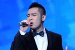 Hoàng Hải tạm xuất viện đi hát