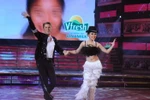 Ngẩn ngơ vũ điệu lắc hông uyển chuyển của Vân Trang