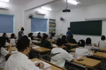 Trường dừng thu học phí dạy thêm, băn khoăn điều kiện cơ sở dạy thêm bên ngoài