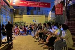 Chuyển đổi số sẽ chấm dứt tình trạng xếp hàng thâu đêm “săn” suất học cho con