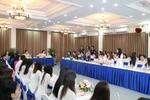 Giáo sư Bành Lệ Viên thăm, giao lưu với sinh viên Đại học Quốc gia Hà Nội