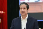 Bộ trưởng Bộ Giáo dục: So sánh giá sách giáo khoa mới và cũ là không tương đồng