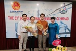 Hà Nội thưởng học sinh đoạt huy chương vàng quốc tế 20 triệu đồng