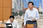 Khó khăn khi Bộ không tổ chức biên soạn được sách giáo khoa là khách quan!