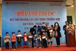 “Điều ước cho em” đến với học sinh, giáo viên tỉnh Tuyên Quang