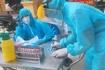 Mẹ là người truyền sức mạnh để em tình nguyện đi chống dịch COVID-19