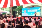 Sĩ tử 2K5 tham gia ngày hội tư vấn tuyển sinh ĐH lĩnh vực kinh tế, kinh doanh