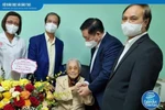 Trưởng ban Tuyên giáo TƯ chúc mừng 20/11 nguyên PCT nước Nguyễn Thị Bình
