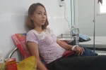 Cô giáo cầu cứu vì bị điều động đến điểm trường xa, dẫn đến động thai (!?)