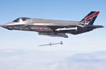 Xem F-35A phóng tên lửa đối không AIM-120C tại China Lake