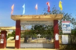 Học sinh dùng gậy sắt đánh thầy giáo nhập viện vì bị nhắc nhở trước cờ