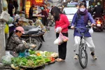 Chọn niêu cơm của người nghèo hay bộ mặt đẹp của đô thị