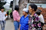 Vụ sụt lún ở Quốc Oai: Người dân lo lắng nhìn nhà bị nứt gãy từng ngày
