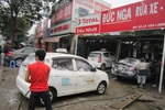 Ngày cuối năm, dịch vụ rửa xe kiếm bộn tiền