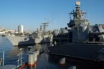 Ảnh: Chiến hạm Mỹ thăm Hạm đội Thái Bình Dương Nga