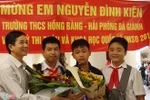 13 tuổi đoạt huy chương Vàng Olympic Toán và khoa học quốc tế