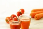 Đừng cố ép con uống nhiều nước hoa quả