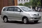 Thuê xe ôtô tự lái đi... cầm đồ