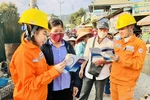 EVNNPC: Khách hàng thanh toán tiền điện không sử dụng tiền mặt lên đến hơn 83%