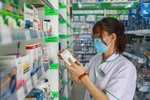 Tháo gỡ nhanh các vướng mắc nhằm bảo đảm thuốc, trang thiết bị y tế