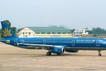 Máy bay VNA-JPA suýt đâm nhau: Kiểm sát viên không có giấy phép