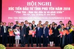 Có nhiều “sếu lớn, đại bàng lớn” đã đến với xứ “hoa vàng, cỏ xanh”