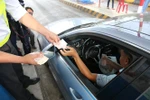 Nhà đầu tư BOT tay không bắt giặc, dân nghèo bị ép vào "trận địa" thu phí