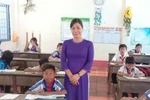 20 năm dạy học nơi vùng sâu giờ mới có điều kiện mặc áo dài lên lớp 