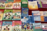 Các nhà trường mỏi mòn đợi sách giáo khoa đến bao giờ?