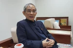 Thầy Khang hỏi, “quân sự hoá” ngành giáo dục có khả thi không?