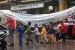 Còn nhiều giáo viên mầm non theo nghề là phúc lớn, sao còn hành hạ họ?