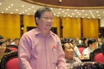 Có quyền và lộng quyền