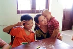 Chúng tôi đâu chỉ là thầy, còn là cha, là mẹ, là chuyên gia tâm lý...