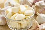 7 mẹo giữ ấm cơ thể bằng tỏi