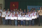 Đại gia đình nhà giáo lập quỹ học bổng tặng học sinh nghèo