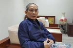 Thầy Khang sẽ làm gì, nếu phụ huynh bắt giáo viên trường mình quỳ?
