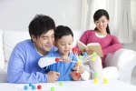 TS.Vũ Thu Hương: không xếp thời gian chơi và học với con là sai lầm nghiêm trọng
