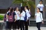 Kết thúc ngày thi thứ nhất, có 18 thí sinh không tới được điểm thi vì mưa bão