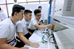 Cần đưa việc bổ nhiệm giáo sư, phó giáo sư và quy định bằng cấp vào luật