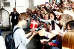 Các cô gái Đức náo loạn trên đường phố vì Justin Bieber 